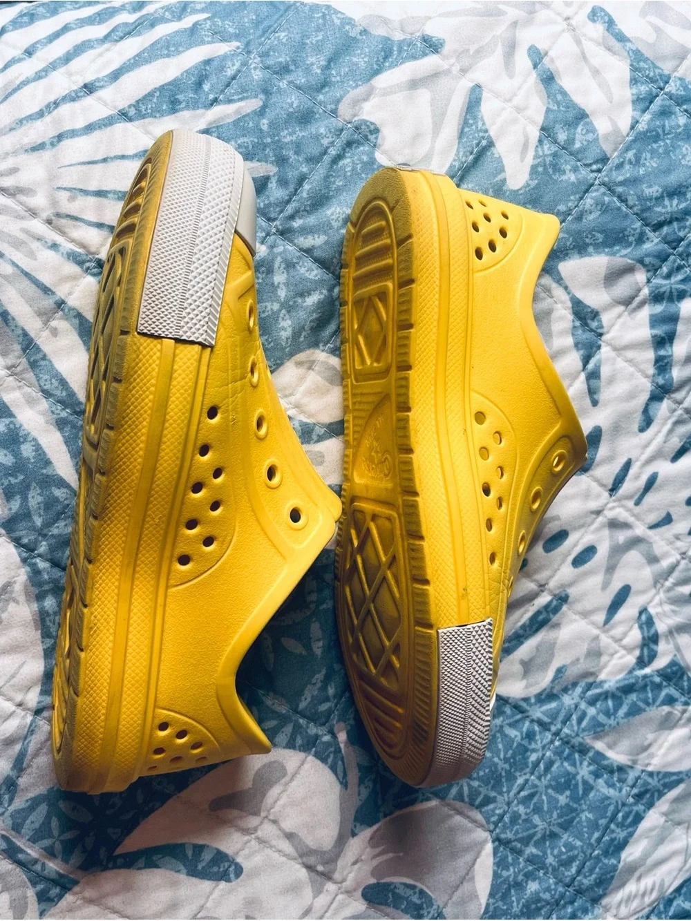 Converse All start Yellow Slip-On Water Shoes with White Toe Cap